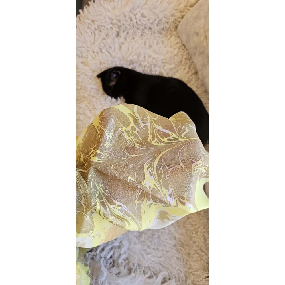 Sarı Üzerine Kahverengi Çiçekli İpek Ebru Fular Eşarp