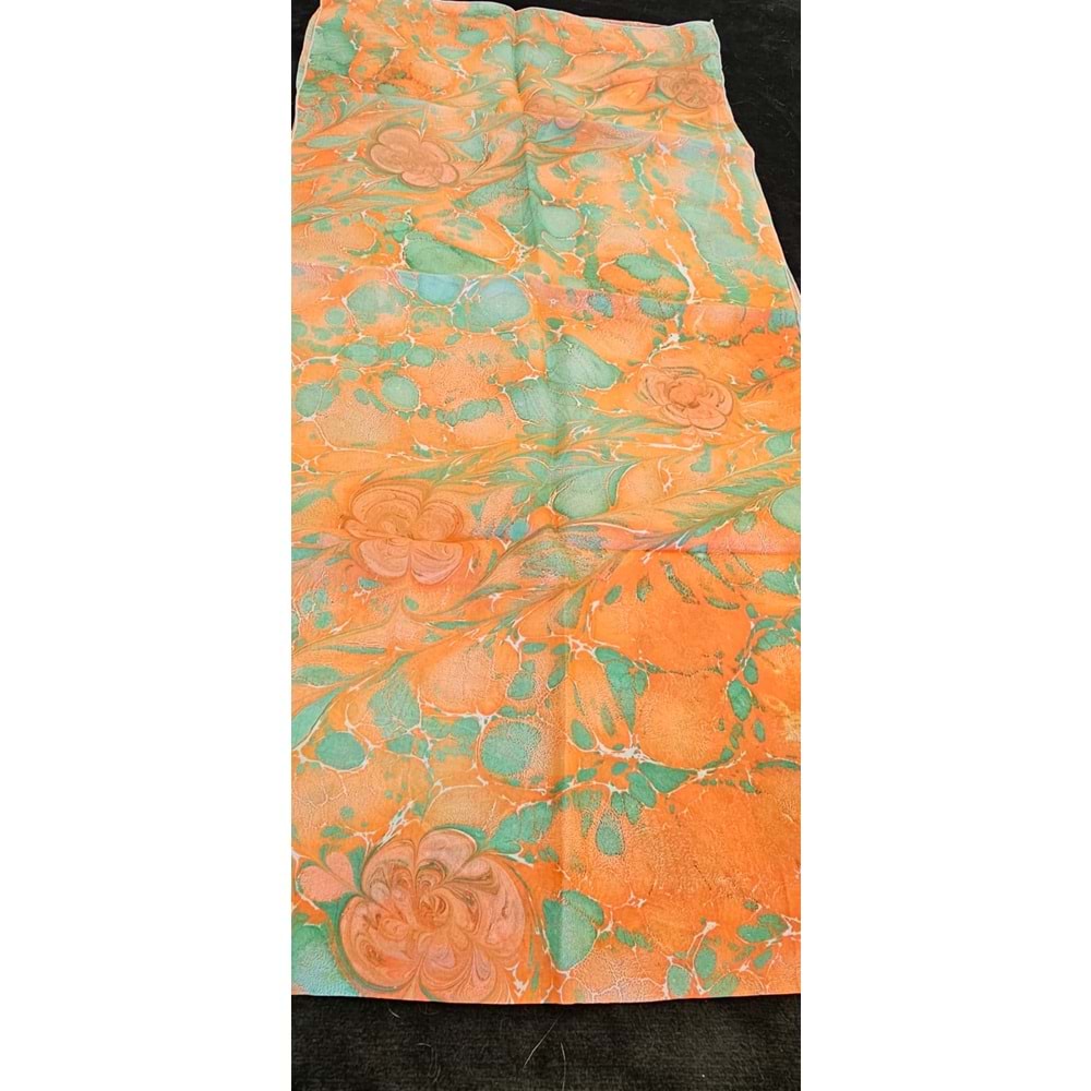 Yeşil üzerine Turuncu çiçekli İpek Ebru Fular