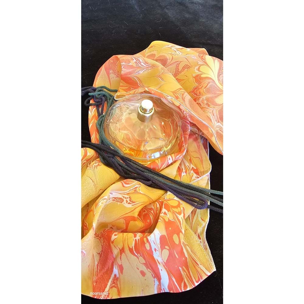 Turuncu Üzerinde Sarı Papatyalar Ebru ipek Fular