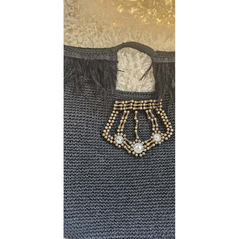 Siyah Kral Tacı Desenli Taşlı ve Tüylü Çanta