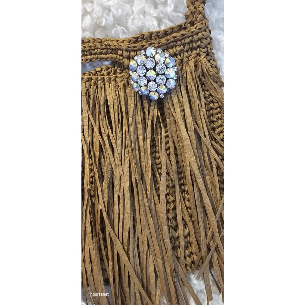 Kahverengi Taş Süslemeli El Örgüsü Püsküllü Çanta