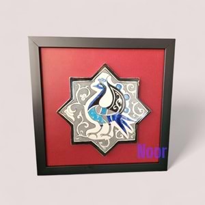 Seramik El Boyaması 30x30 Ebatlarında Tavus Kuşu Betimlemesi