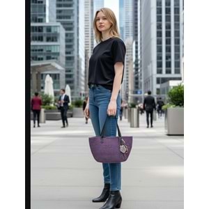 Mor Renkli Deri Saplı Baykuşlu Şık Çanta