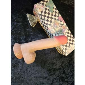 Kıkırdaklı Realistik Penis Damarlı 24 cm