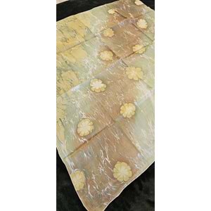 Yeşil Üzerine Sarı Çiçek Desenli Ebru İpek Fular